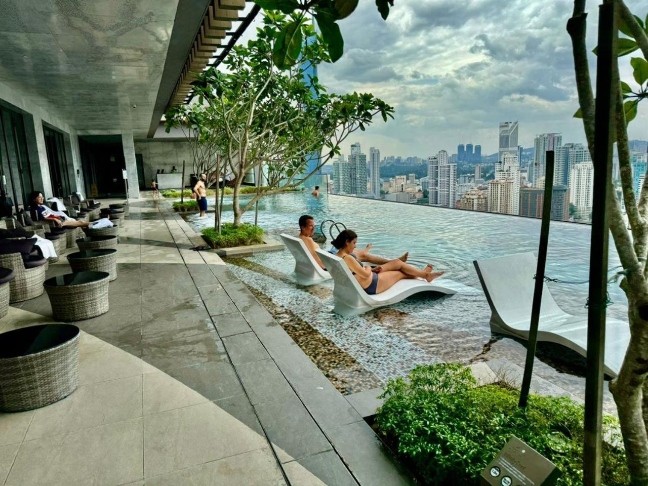 Apartment Axon